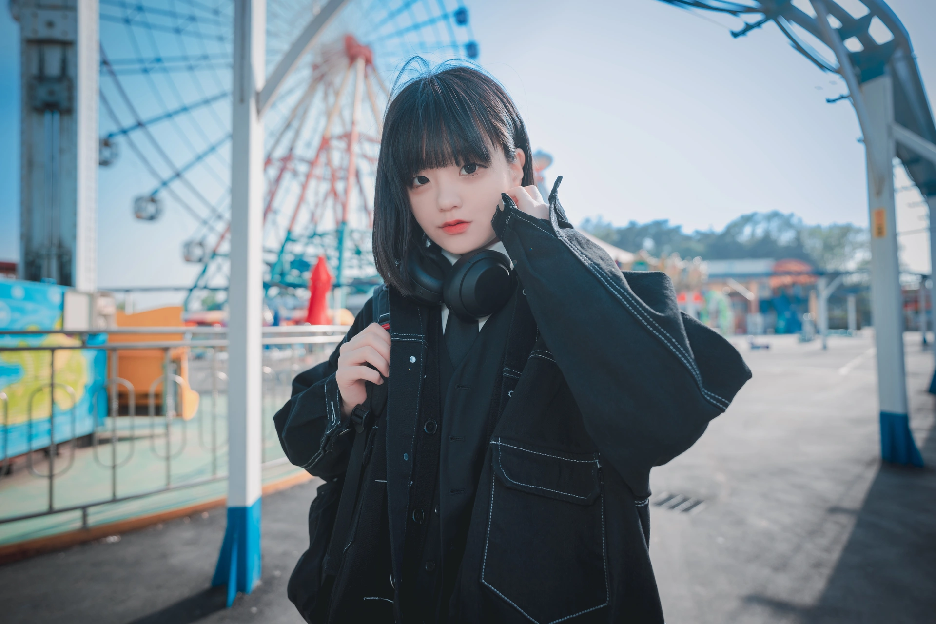 303.DJAWA Photo - Jenny（정제니）Theme Park Girl 2
